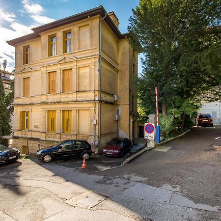 Apartment Adrija Опатия Экстерьер фото